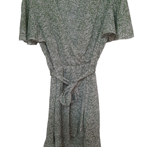 Cupshe Green & White Faux Wrap Dress NWT - Picture 6 of 8